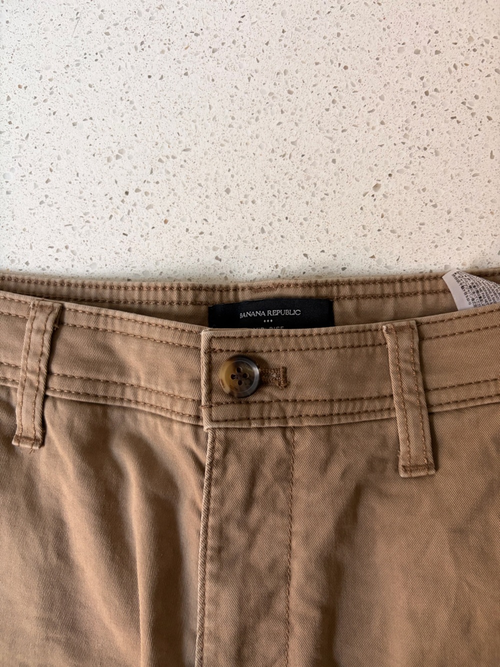 Banana Republic Women’s Khaki Tan Chinos - Picture 2 of 4